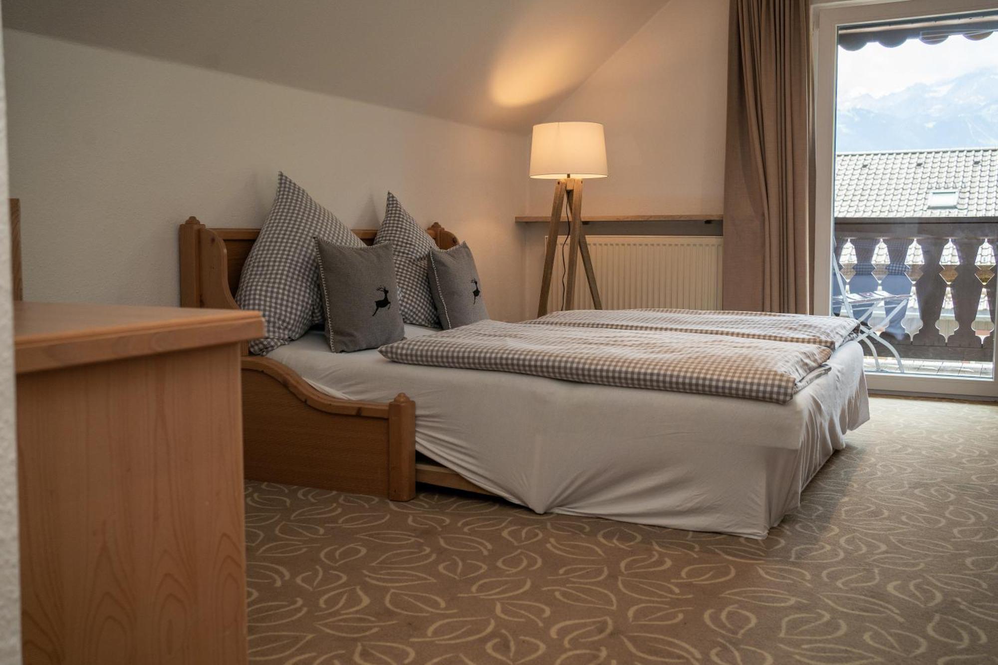 Hotel Gasthof Alter Wirt Farchant Eksteriør billede